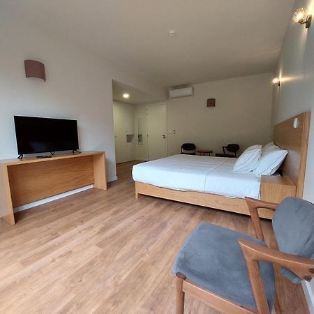 Quinta Da Roda Hotel - Conforto E Tranquilidade No Geres Cela  Екстер'єр фото